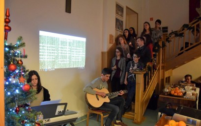 Christmas is all around oder  es weihnachtet schon…