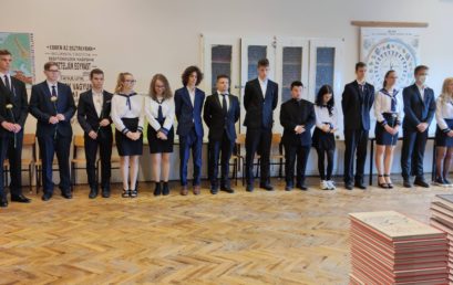 Leérettségizett a 12.a osztály