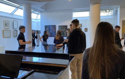 🎨 Művészet testközelből – tárlatlátogatás a Kernstok Galériában